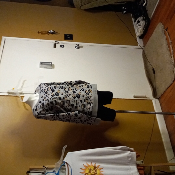 Secret treasures short set/top&bottoms - Picture 11 of 14